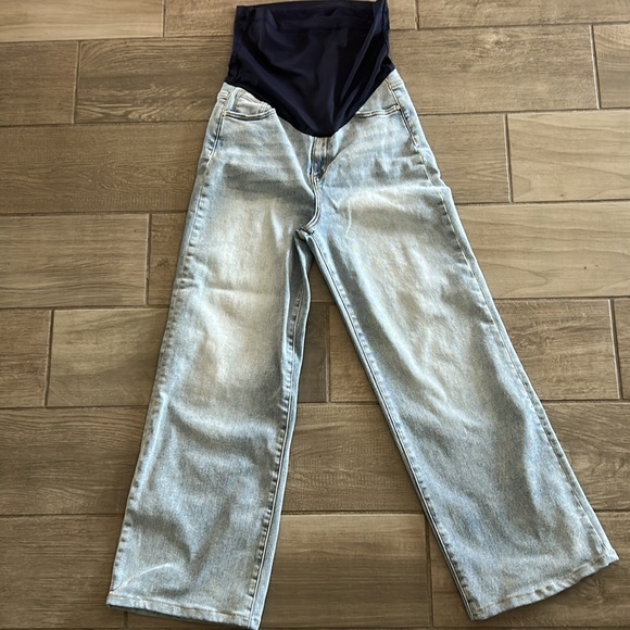 Wide Leg Maternity Jeans *open to offers* - Picture 5 of 8